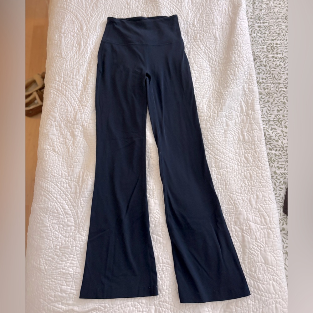 Lululemon flare leggings, sz 4, navy
